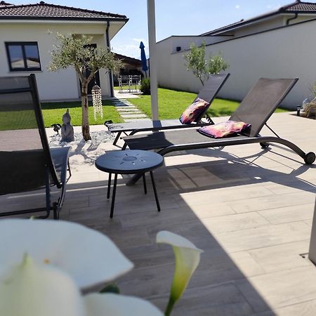 La Villa D'A-Mours ภายนอก รูปภาพ